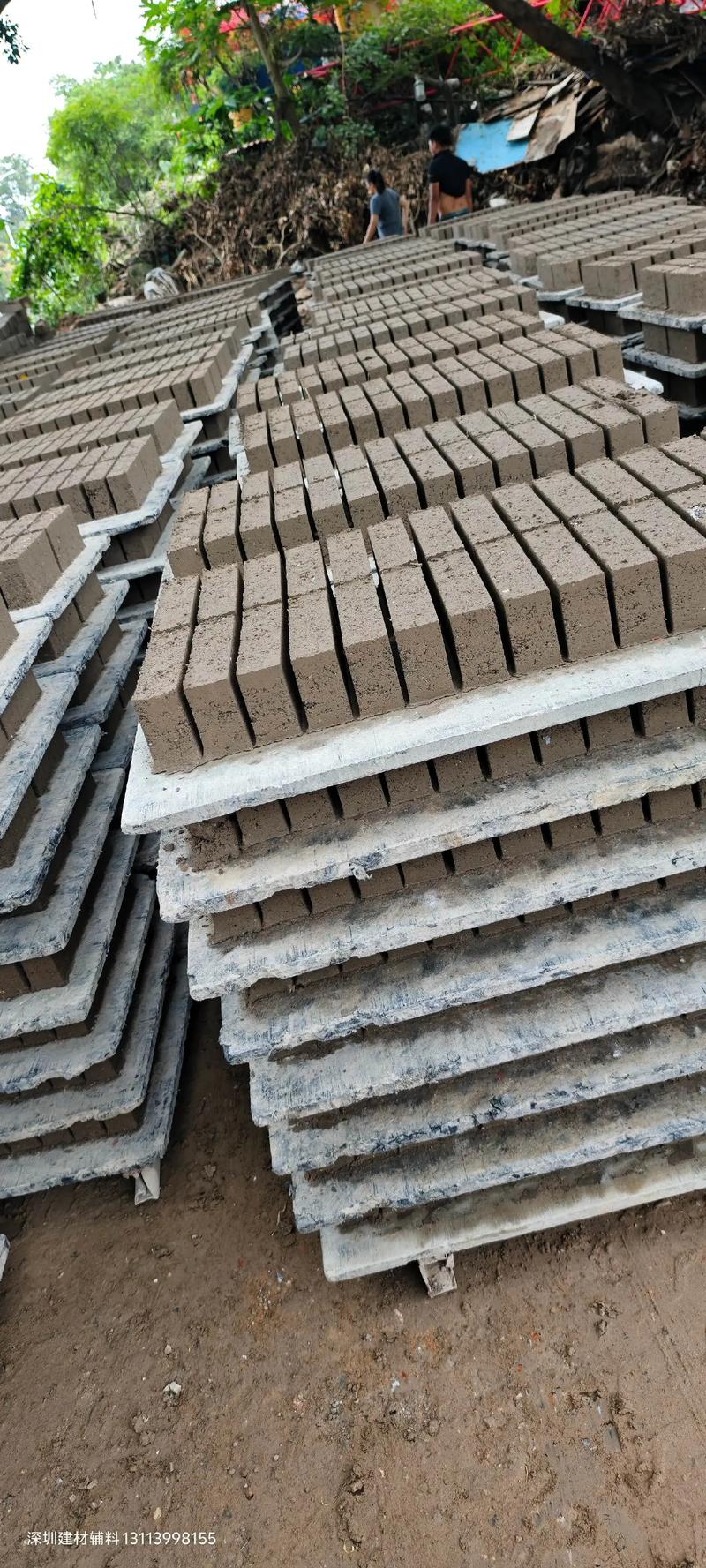 建筑装饰材料在建筑工程中的应用与分类